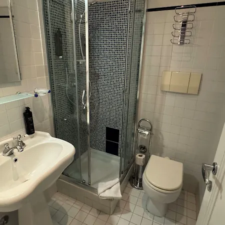 Condotti 29 Bed and breakfast 3*