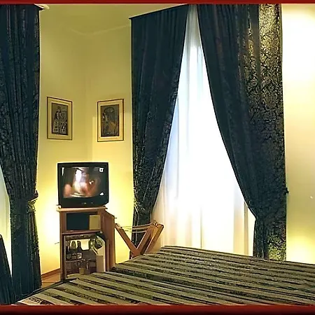 Bed & Breakfast Condotti 29