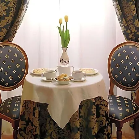 Bed & Breakfast Condotti 29 Roma
