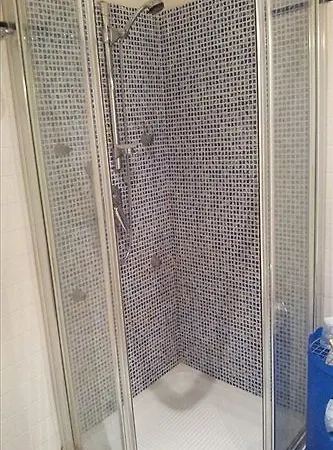 Couette-café Condotti 29