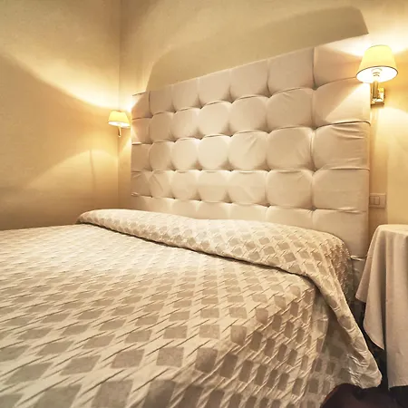 Condotti 29 Bed & Breakfast 3*